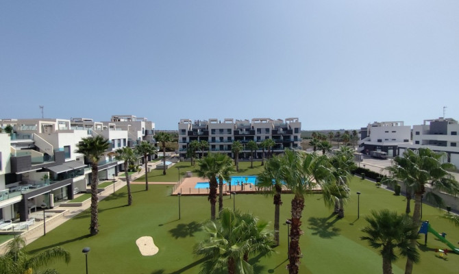 Apartment - Resale - El Raso - El Raso
