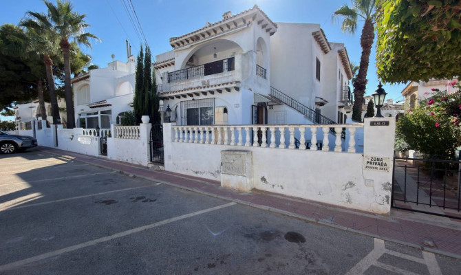 Apartment - Resale - Torrevieja - Aguas Nuevas