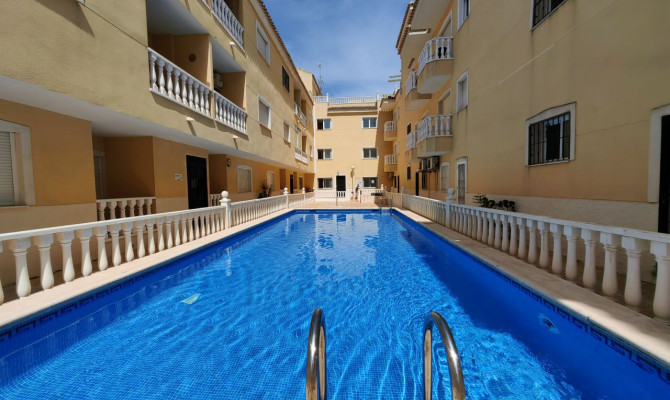 Apartment - Revente - Formentera del Segura - RM-74344