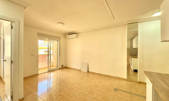 Apartment - Revente - Torrevieja - Centro