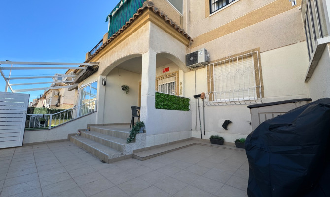 Apartment - Revente - Torrevieja - DLF063