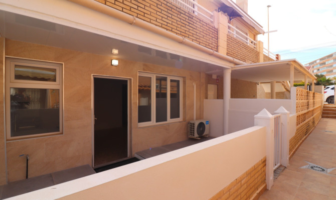 Apartment - Revente - Torrevieja - Torre La Mata