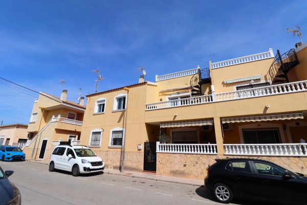 Apartment - Sale - Orihuela - San Bartolome