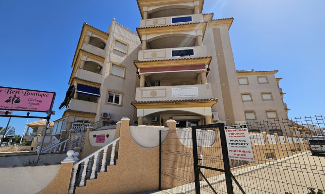 Apartment - Sprzedaż - La Zenia - La Zenia