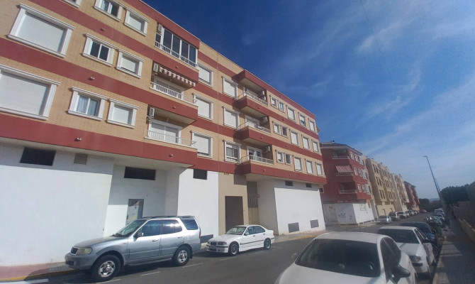 Apartment - Sprzedaż - Los Montesinos - ORE1473