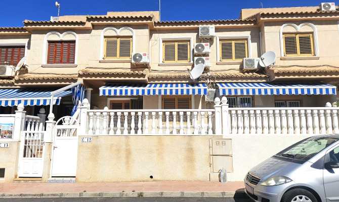 Apartment - Sprzedaż - Torrevieja - Torrevieja