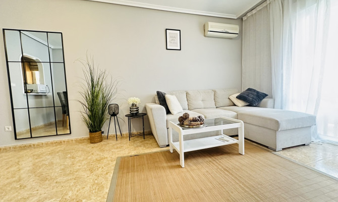 Apartment - Sprzedaż - Torrevieja - Torrevieja