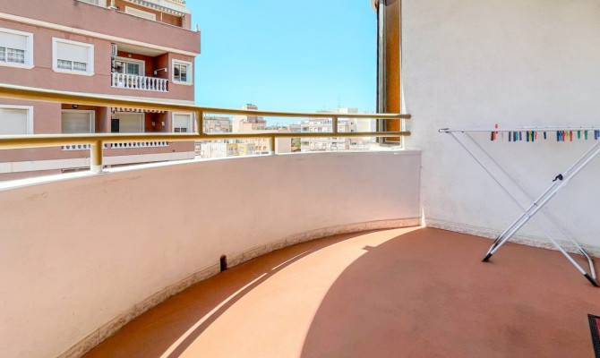 Apartment - Venta - Torrevieja - El Acequión - Los Náufragos