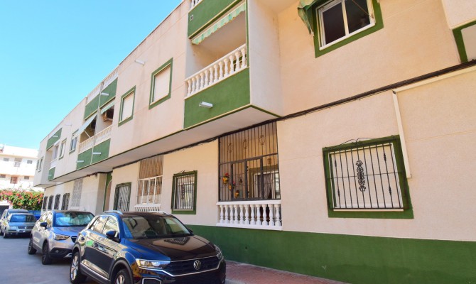 Apartment - Venta - Torrevieja - Playa Los Locos