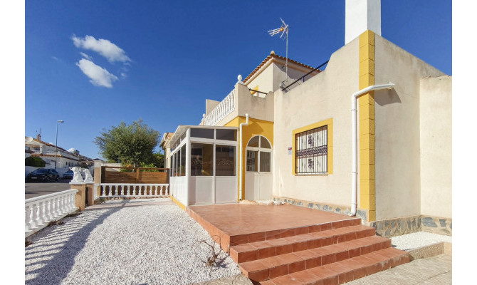 Bungalow - Sprzedaż - Orihuela Costa - Los Altos