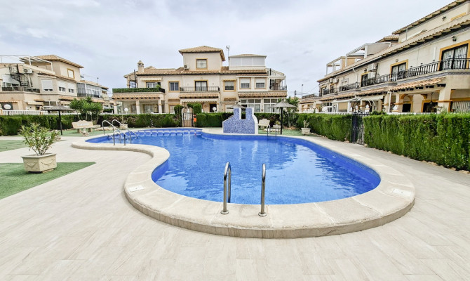 Bungalow - Sprzedaż - Orihuela Costa - Orihuela Costa
