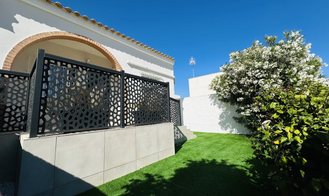 Bungalow - Sprzedaż - Torrevieja - Torrevieja