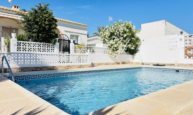 Bungalow - Sprzedaż - Torrevieja - Torrevieja