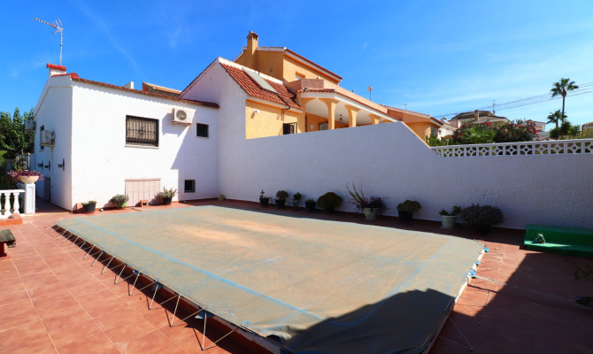 Casa adosada - Venta - Benijófar - Benijofar