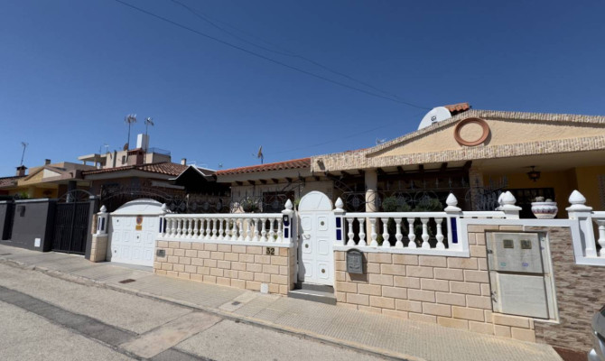 casa adosada - Venta - Benijófar - Benijofar