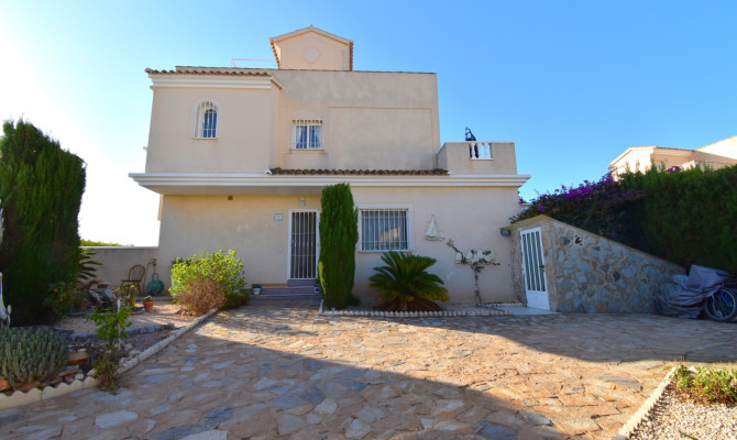 Casa adosada - Venta - Orihuela Costa - Los Altos