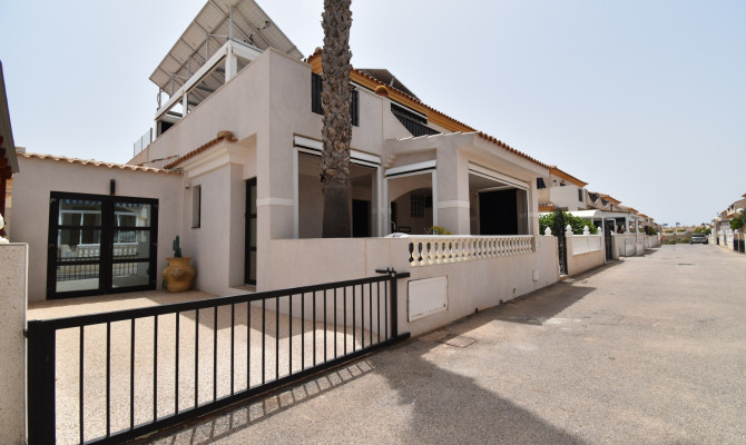 casa adosada - Venta - Orihuela Costa - Playa Flamenca