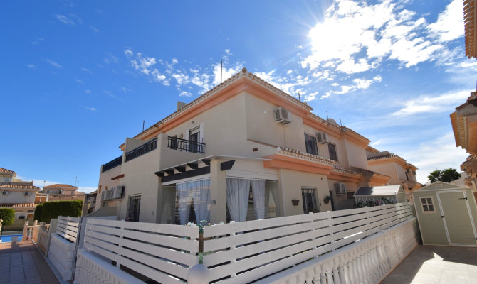 casa adosada - Venta - Orihuela Costa - Playa Flamenca