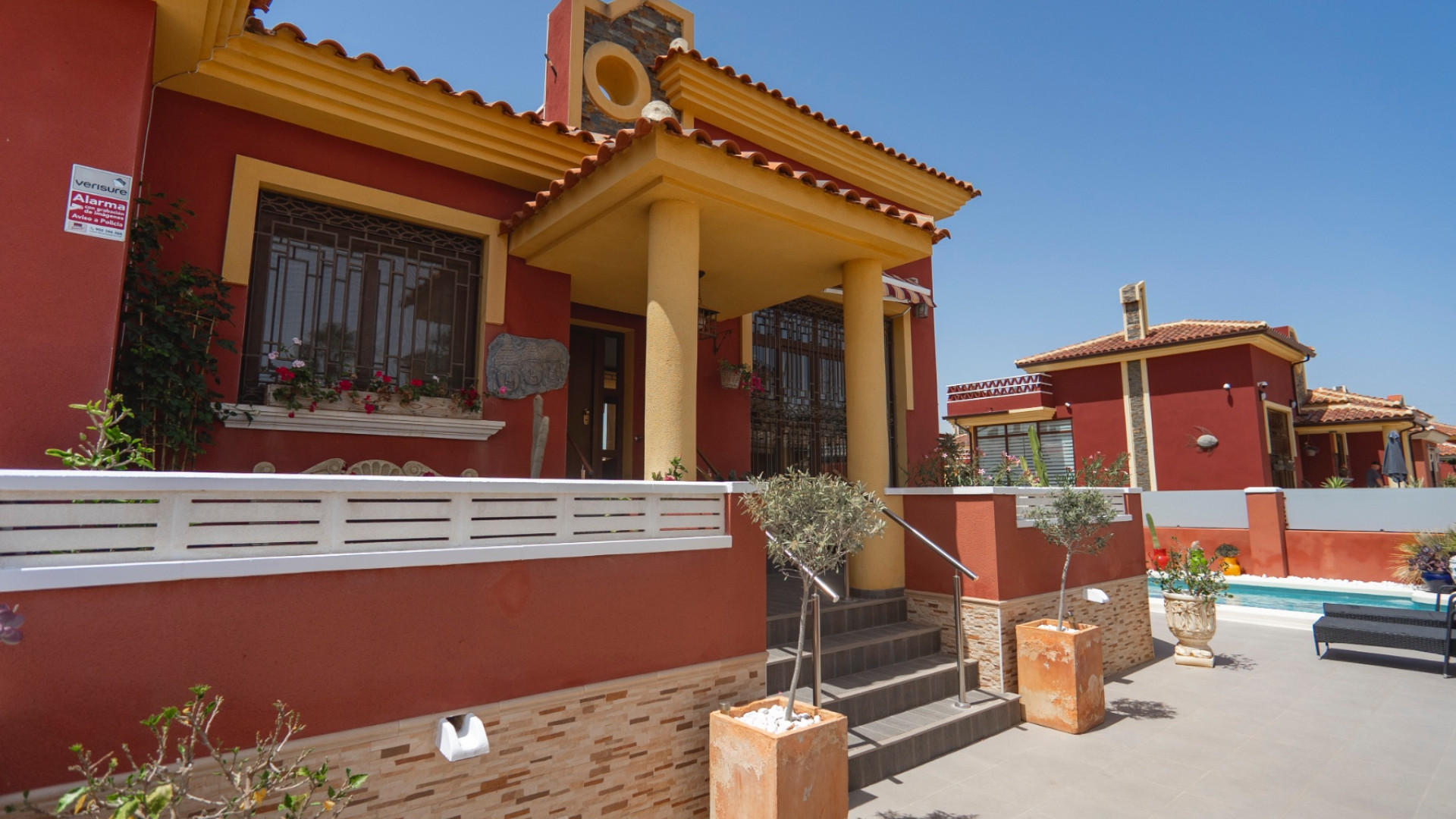 Casa con piscina en alicante