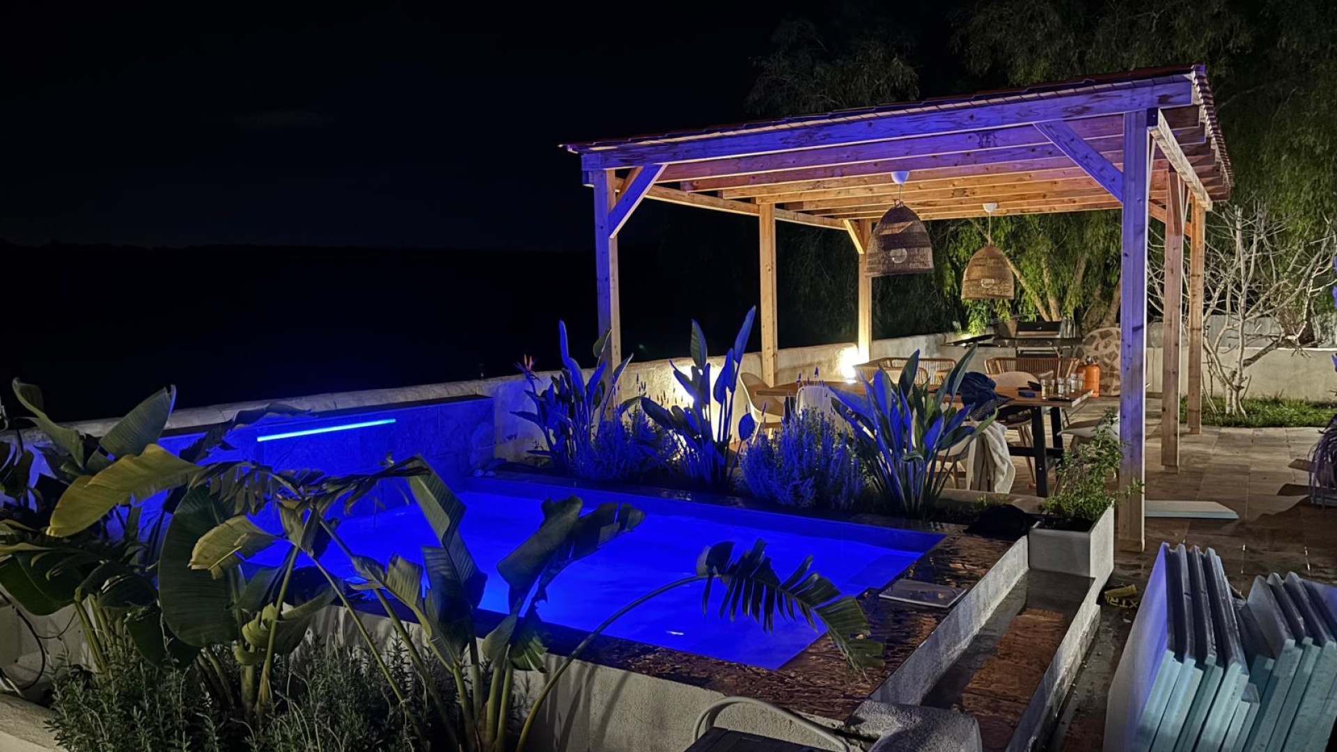 Chalet con piscina en costa blanca