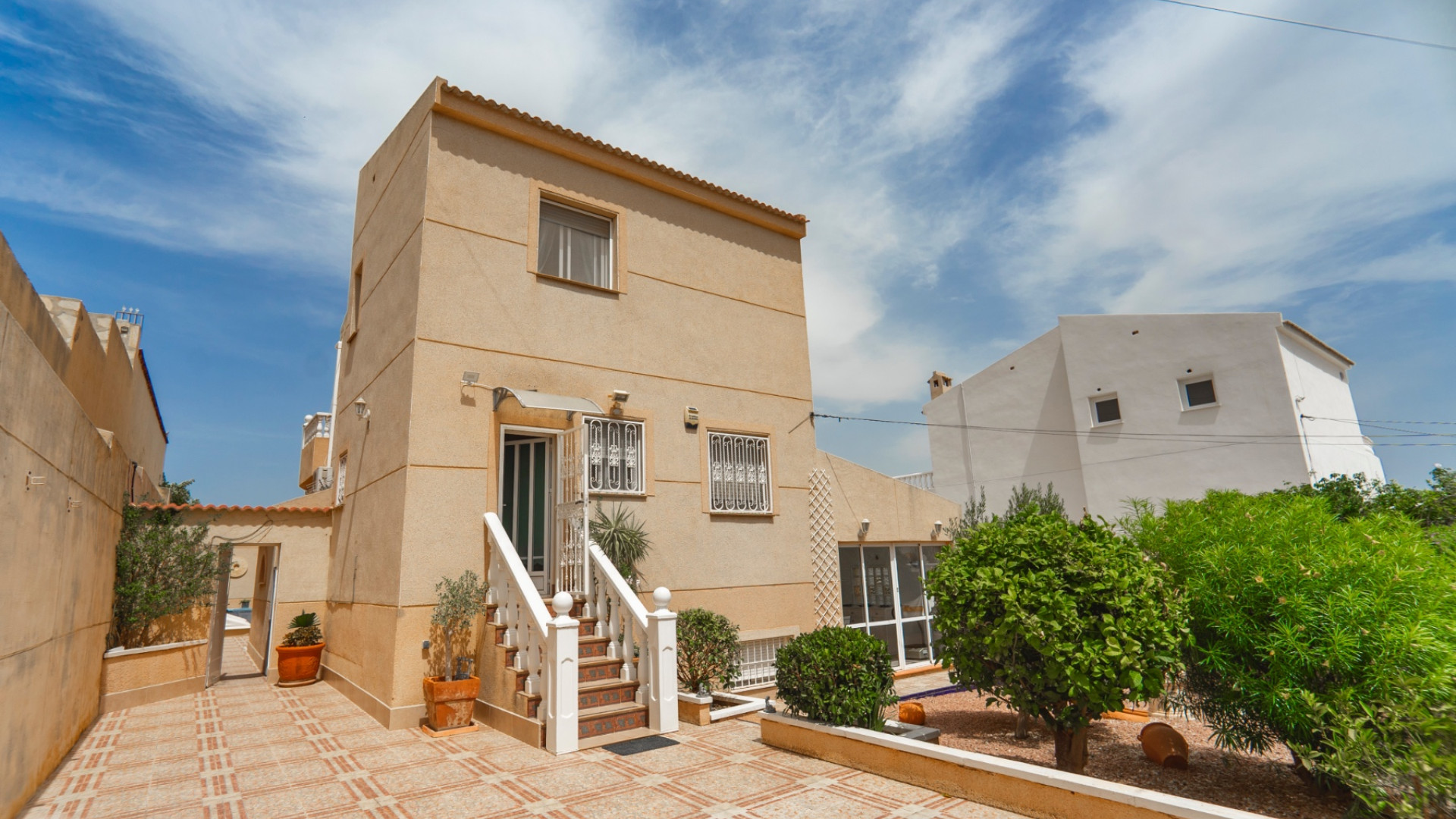 chalet en españa para comprar