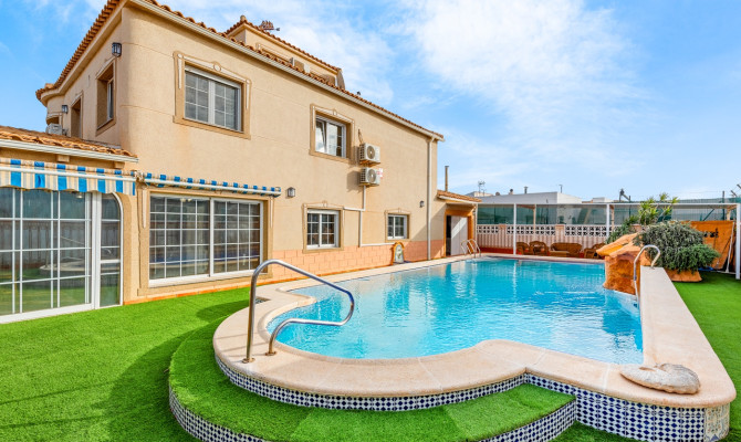 Chalet - Resale - Torrevieja - Torrevieja