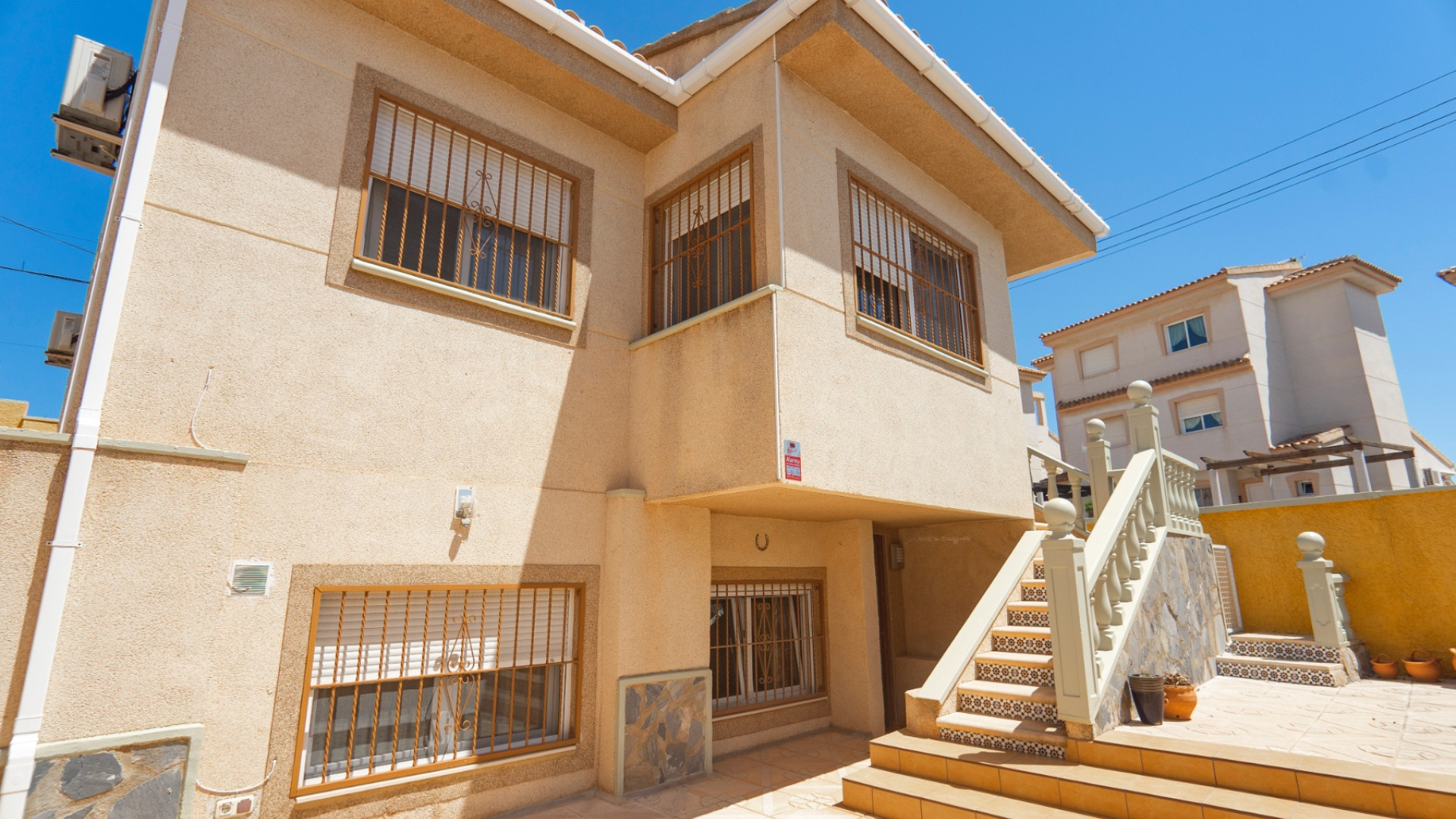 comprar casa con piscina en costa blanca