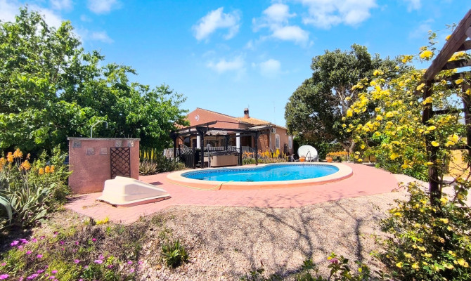 Country Property - Revente - Orihuela - Orihuela