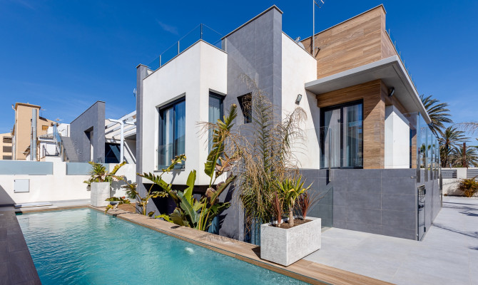 Detached Villa - Nieuwbouw - Torrevieja - LFXE-218