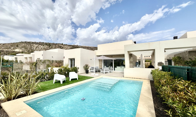 Detached Villa - Resale - Algorfa - Algorfa
