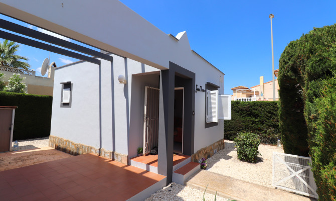 Detached Villa - Resale - Algorfa - Montebello