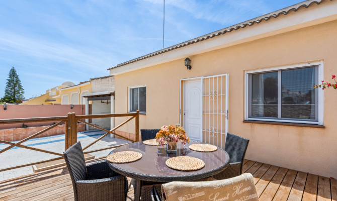 Detached Villa - Resale - Torrevieja - Torrevieja