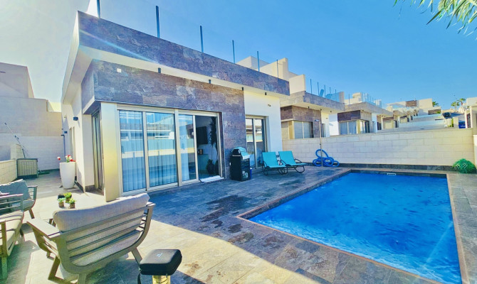 Detached Villa - Resale - Villamartin - CMO-46982