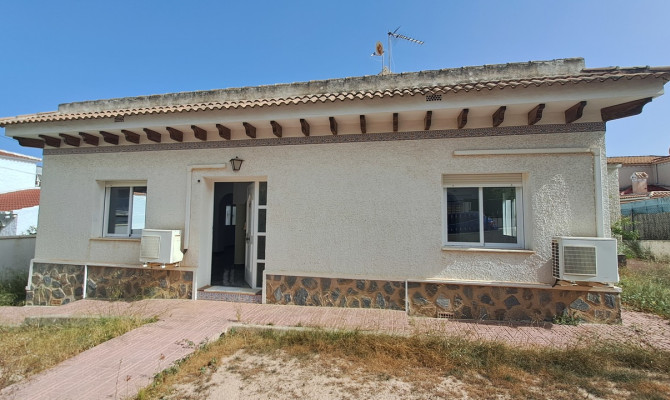 Detached Villa - Resale - Villamartin - Villamartin