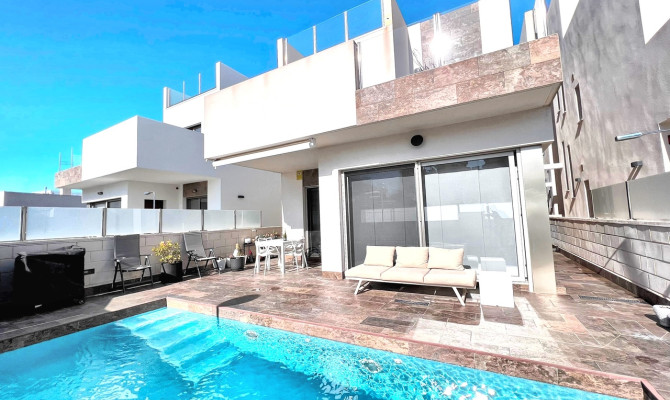 Detached Villa - Resale - Villamartin - Villamartin