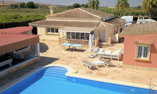 Detached Villa - Revente - Almoradi - Heredades
