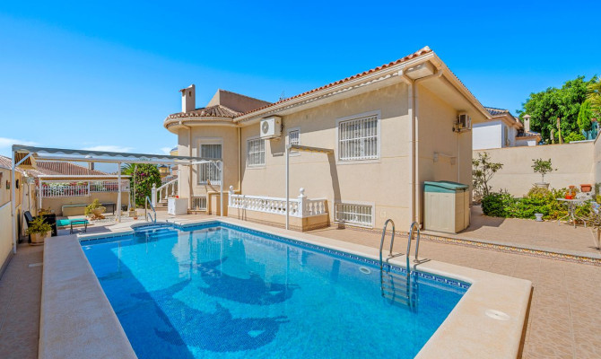 Detached Villa - Revente - Benijófar - RM-40098