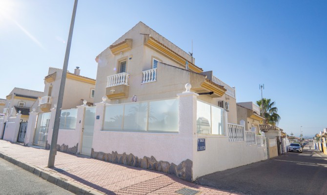 Detached Villa - Revente - Ciudad Quesada - DLF020