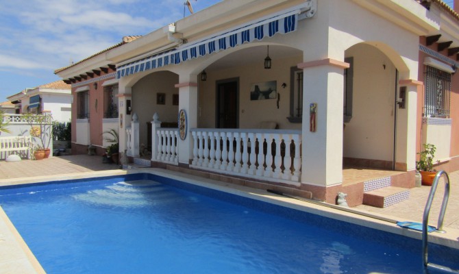 Detached Villa - Revente - Los Montesinos - LFBW001