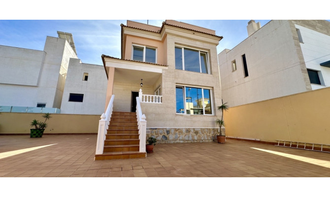 Detached Villa - Revente - Orihuela Costa - Villamartin