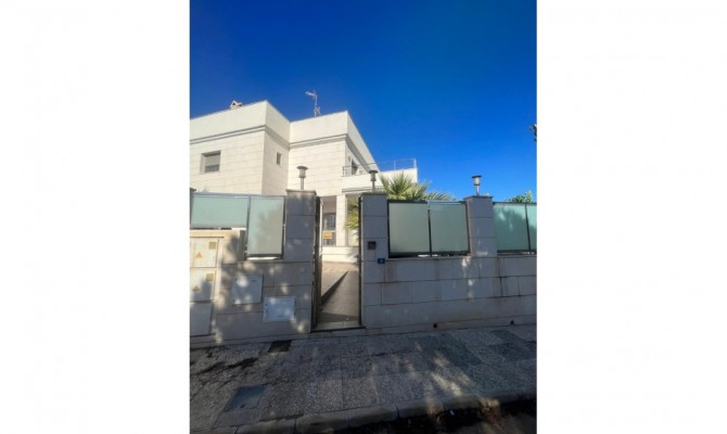 Detached Villa - Revente - Orihuela Costa - ZLFBEL