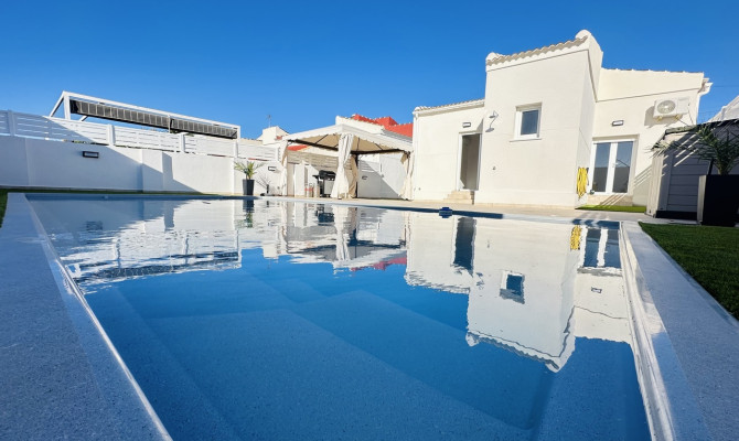 Detached Villa - Revente - Torrevieja - Torrevieja