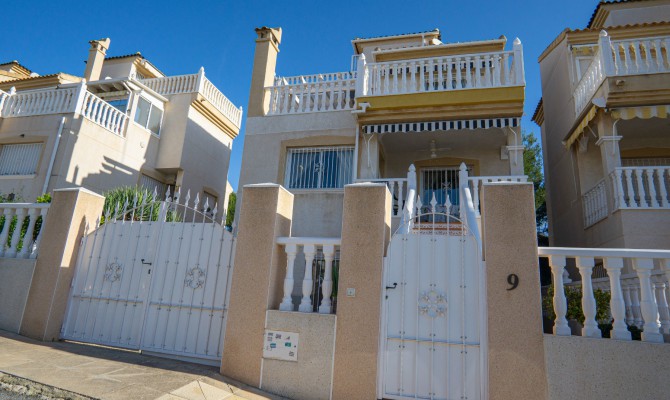 Detached Villa - Sale - Orihuela Costa - Villamartin