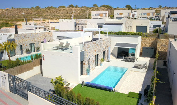 Detached Villa - Sprzedaż - Algorfa - La Finca Golf Resort