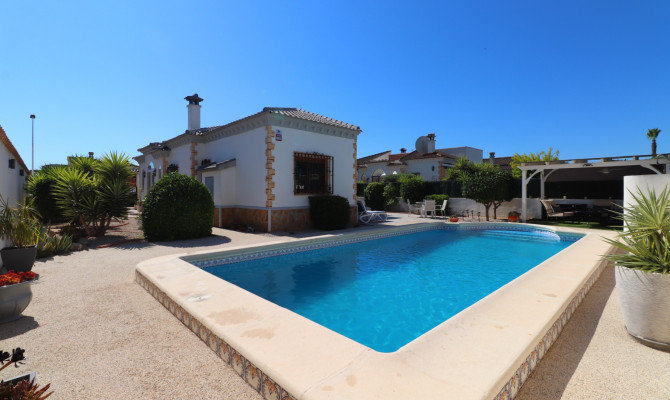 Detached Villa - Sprzedaż - Formentera del Segura - Fincas de La Vega