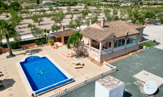 Detached Villa - Sprzedaż - Hondón de los Fráiles - Hondón de los Fráiles