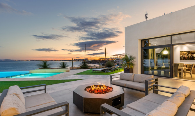 Detached Villa - Sprzedaż - Orihuela Costa - Cabo Roig