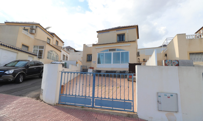 Detached Villa - Sprzedaż - Orihuela Costa - Los Balcones