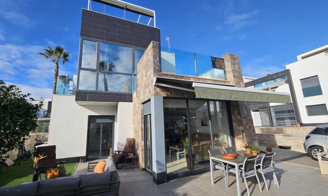 Detached Villa - Sprzedaż - Orihuela Costa - Orihuela Costa