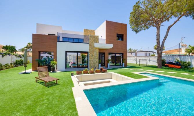 Detached Villa - Sprzedaż - Torrevieja - Torrevieja